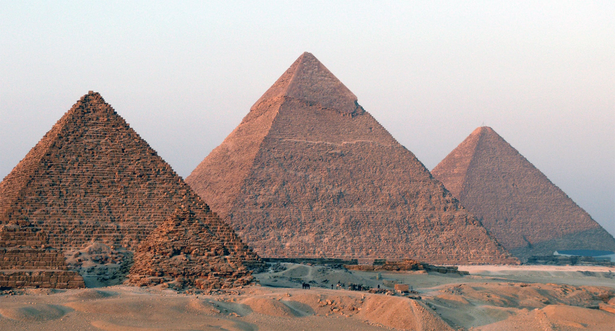 Slot trainer pyramids of giza