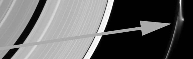 Arrow showing the anomaly on Saturn's rings