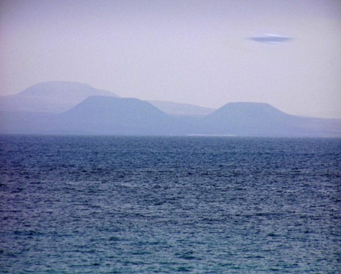 Picture claiming to show a real UFO