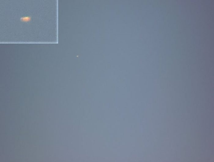 A picture claiming to show a real UFO