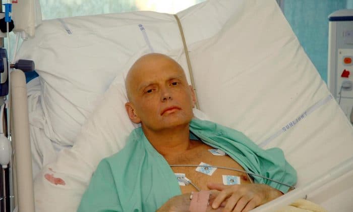 Alexander Litvinenko in a hospital bed