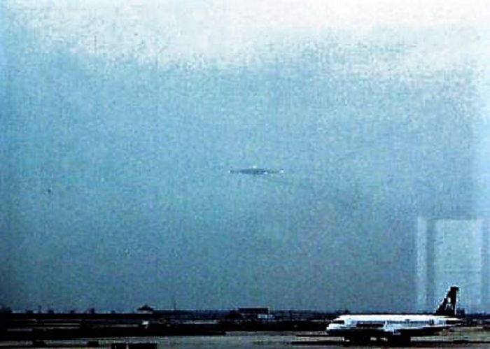 The UFO over O Hare Airport
