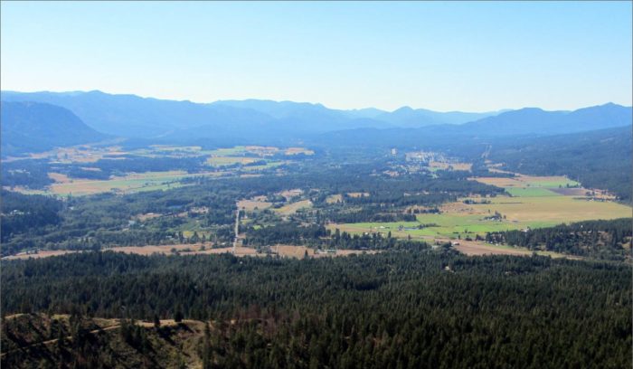 A view from the air of the Washington State landscape