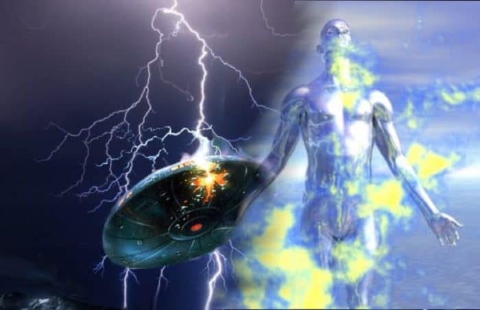 A blended picture of a UFO and an interdimensional alien