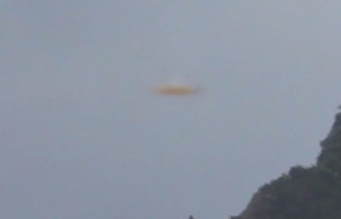 A picture claiming to show a real UFO