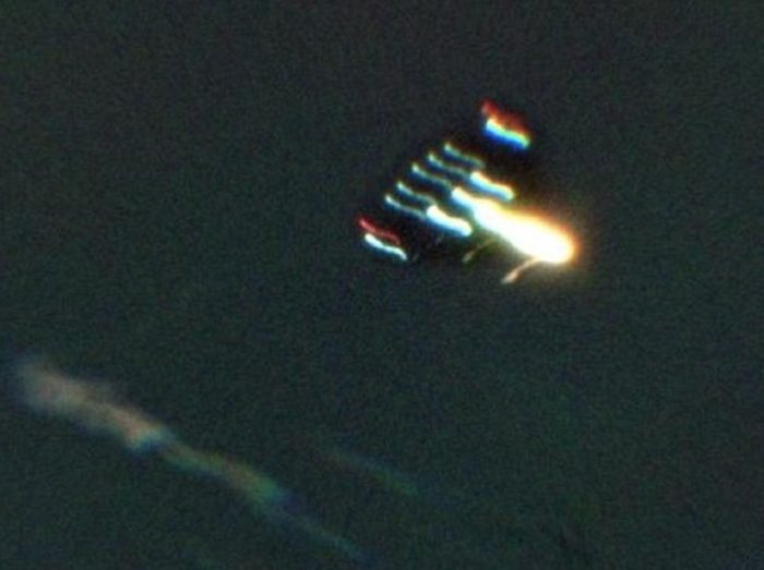 A picture claiming to show a UFO over Kansas