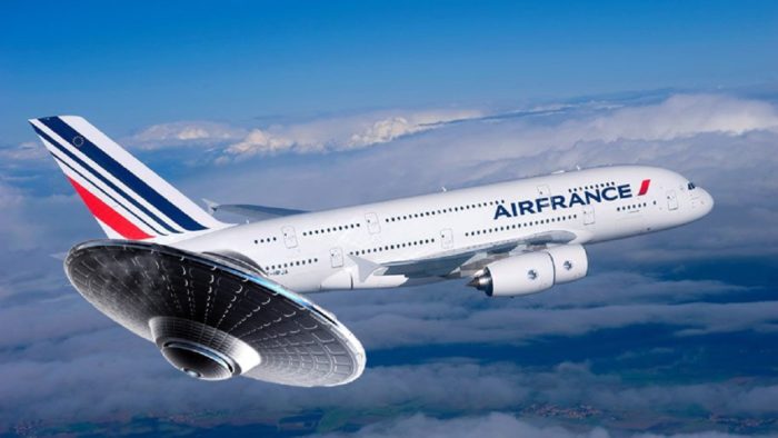 A picture of an Air France plane with a UFO superimposed over the top