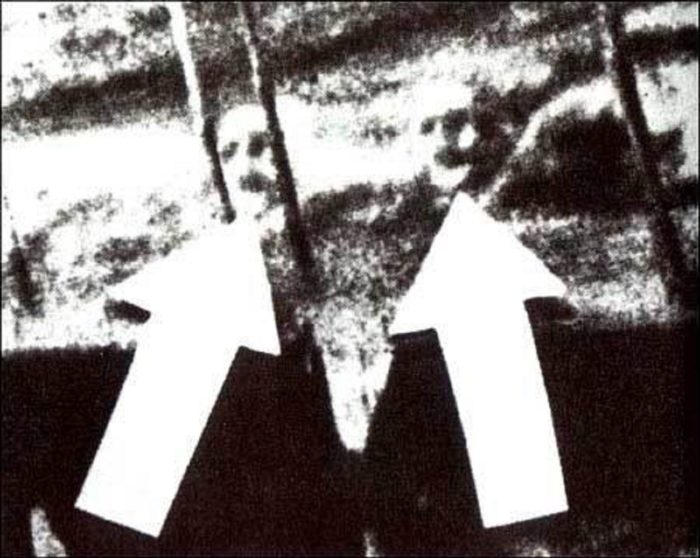 Picture claiming to show two ghosts in the water