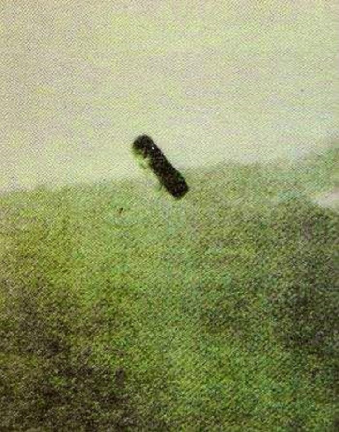 A picture claiming to show a real UFO