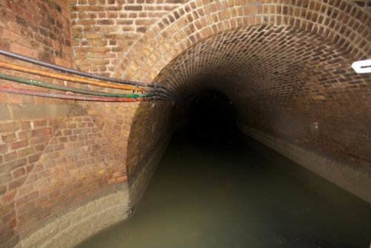 A typical Victorian Sewer tunnel