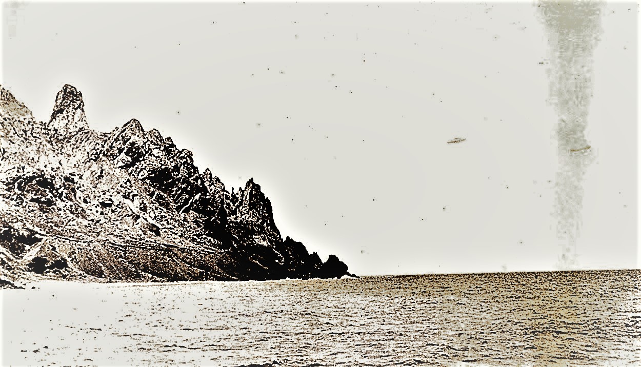 Trindade Island UFO photo